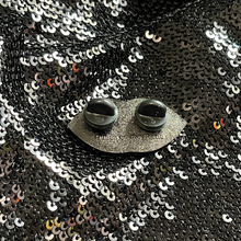 Load image into Gallery viewer, Back of the glitter lips enamel pin from Queen On The Scene.